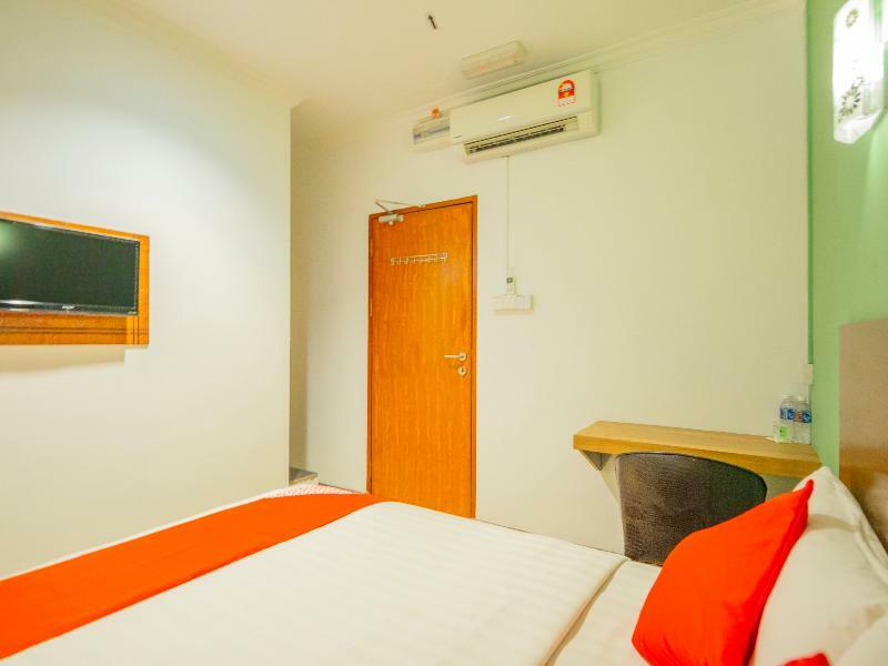 Super Oyo 218 Storytel Hotel Kota Kinabalu Exterior foto